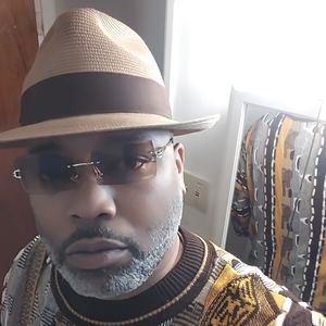 Meet your Posher, Anthony